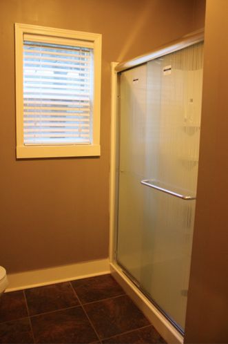 1292 N Highland Ave, Jackson, TN 38301